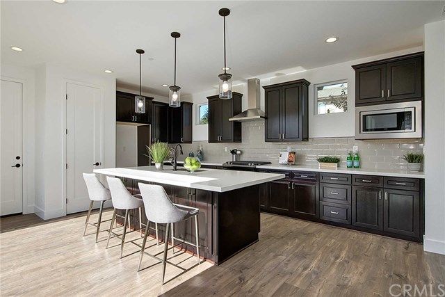 $1,250,000 | 353 East 18th Street, Unit C, Costa Mesa, CA 92627