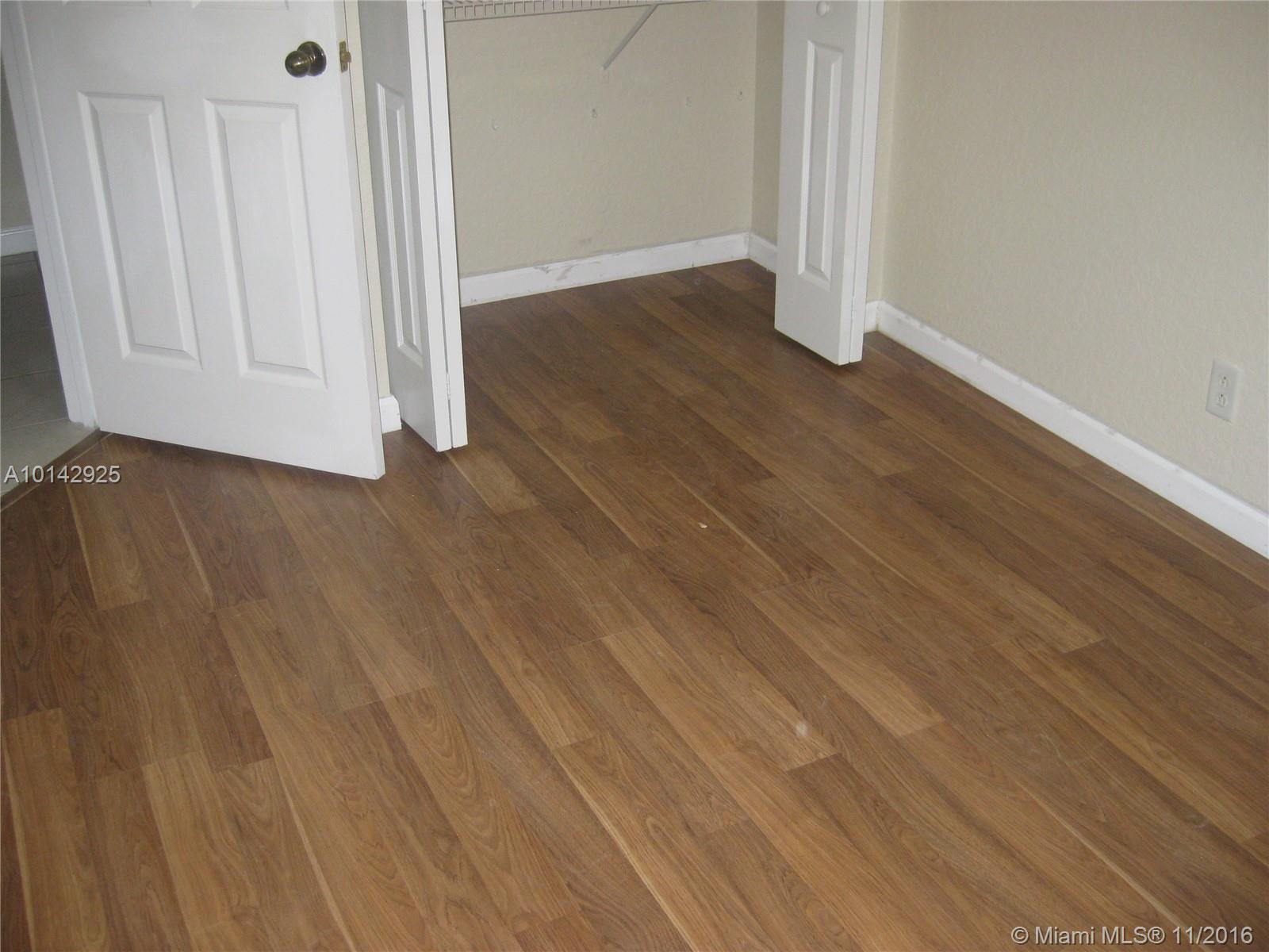 Savanna Weston, FL 33327 - Photo 8 of 13