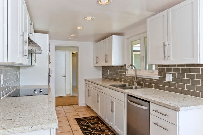 27319 Oakmont Road Valley Center, CA 92082 - Photo 6 of 25