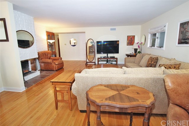 25123 Wheeler Road Newhall, CA 91321 - Photo 6 of 15