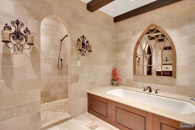 $15,000 | 517 Harbor Place, West New York, NJ 07093