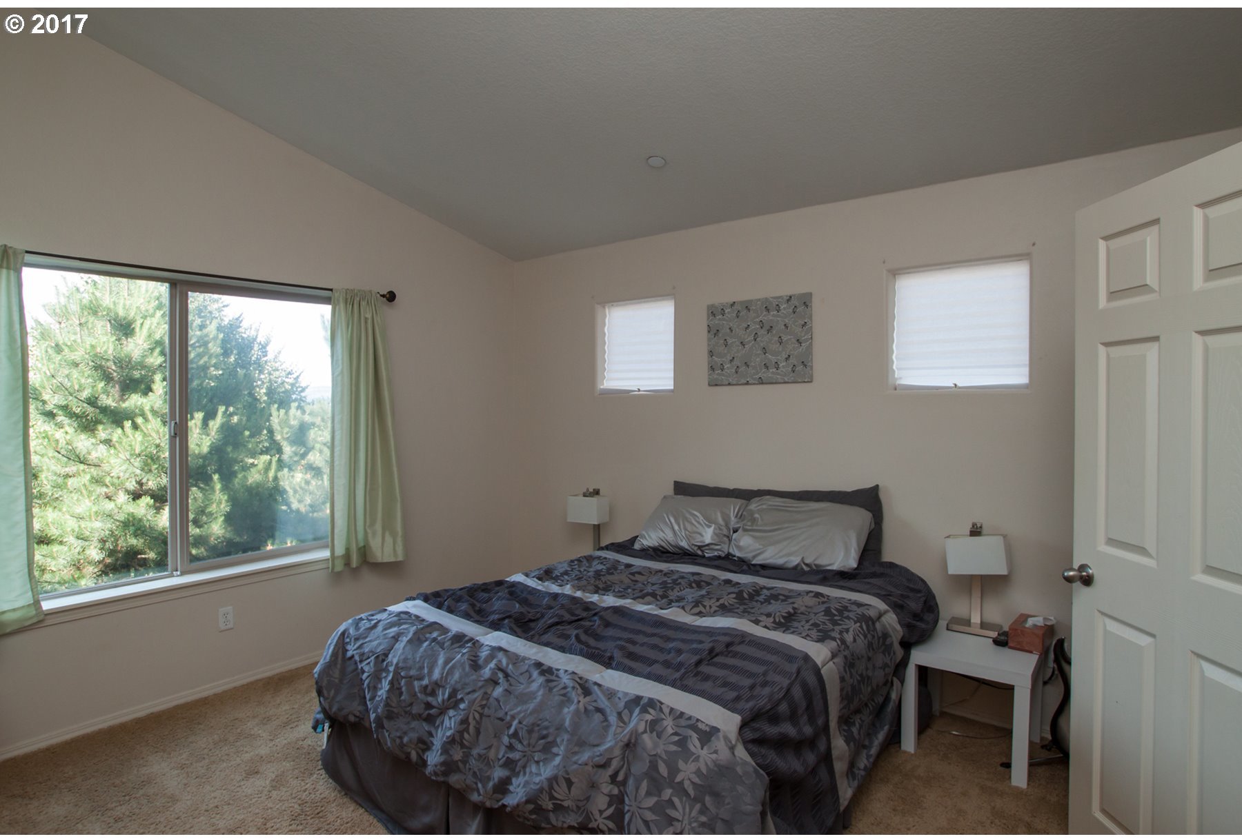 15541 Southwest Stone Ridge Circle Beaverton, OR 97007 - Photo 17 of 31 Gallery Image 17