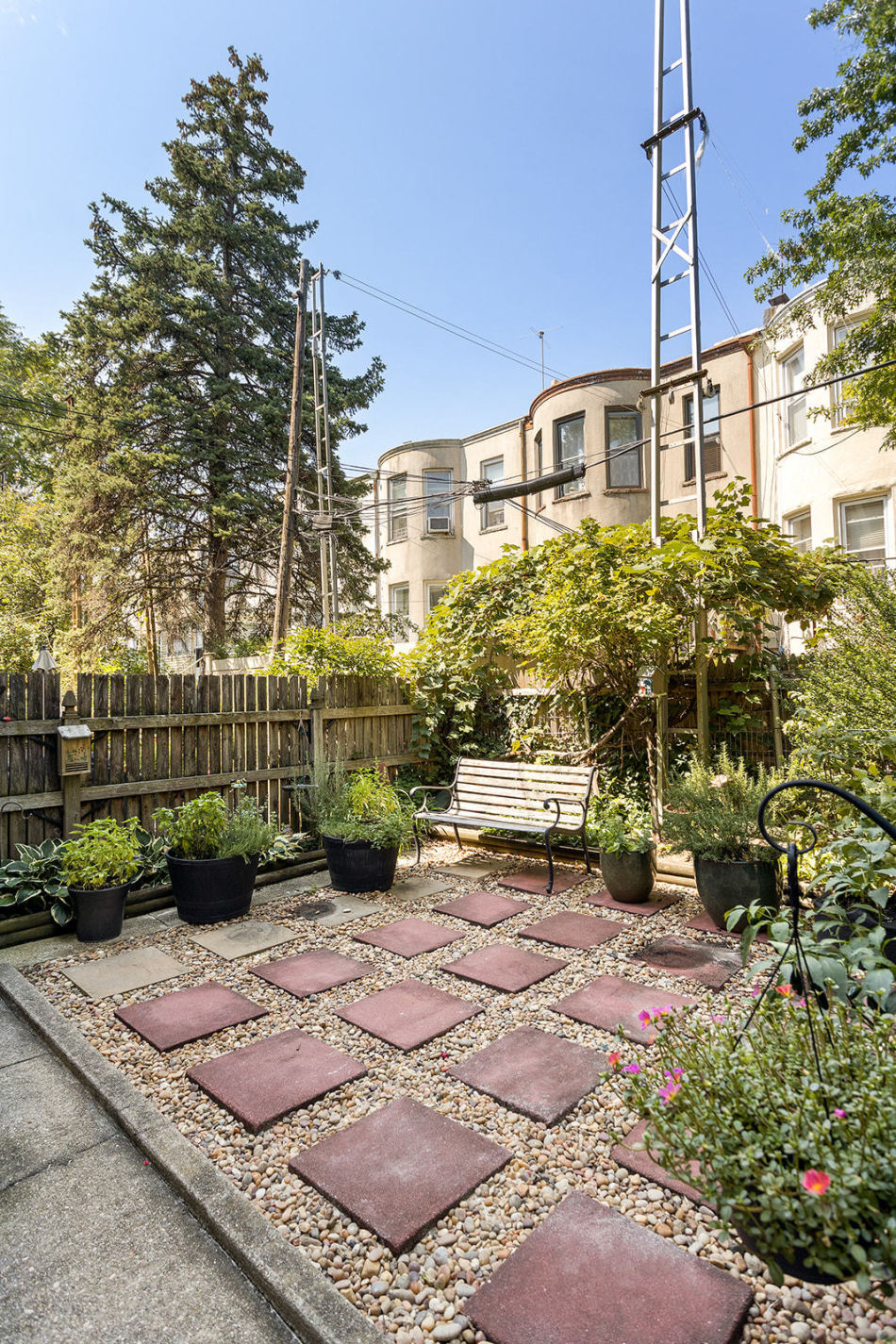 60-65 68th Road Queens, NY 11385 - Photo 24 of 27