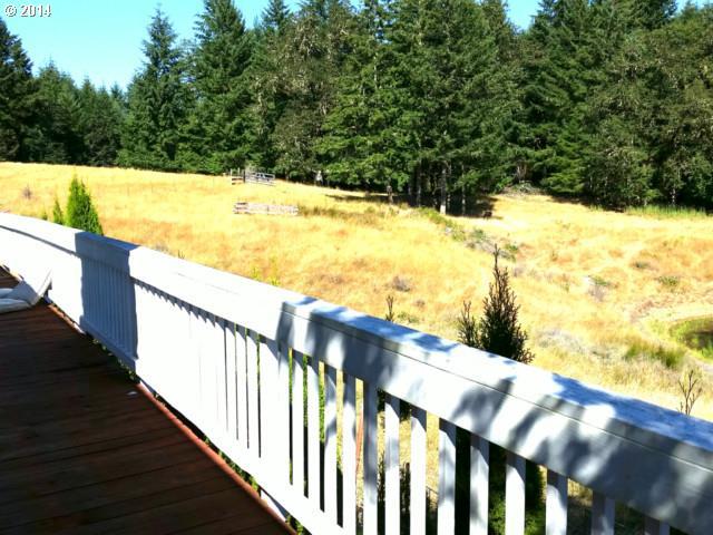 3450 Hogan Road Oakland, OR 97462 - Photo 4 of 16