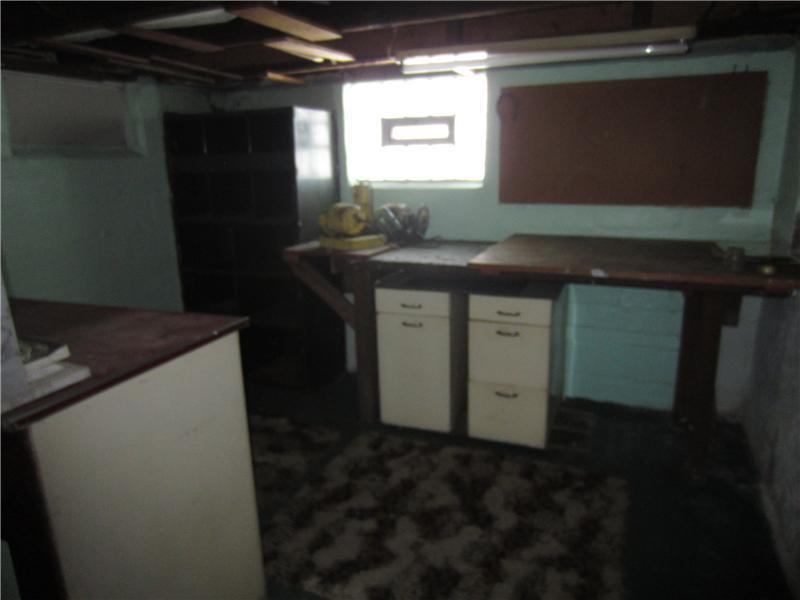 892 Center Road Plum, PA 15239 - Photo 13 of 21