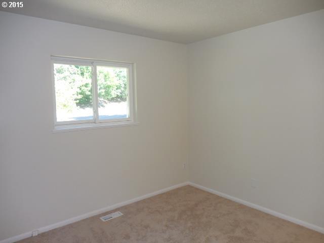 11170 Northwest McDaniel Road Portland, OR 97229 - Photo 10 of 13 Gallery Image 10