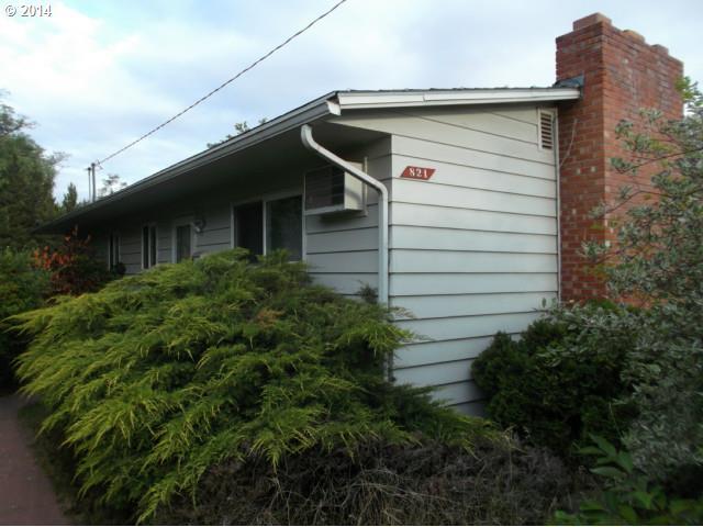 821 Southwest 1st Street Pendleton, OR 97801 - Photo 2 of 12