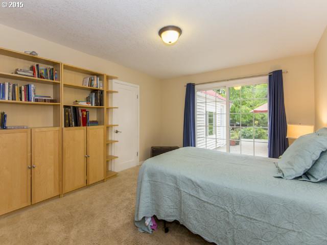 18912 Northwest Logie Trail Road Portland, OR 97231 - Photo 8 of 16