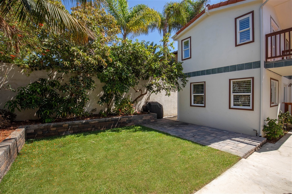 418 Sylvia Street Encinitas, CA 92024 - Photo 11 of 25