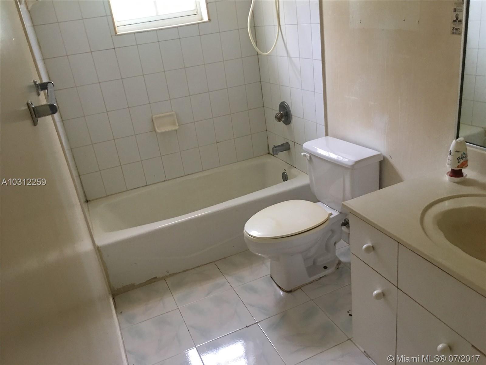 1725 West 65th Street Hialeah, FL 33014 - Photo 8 of 10