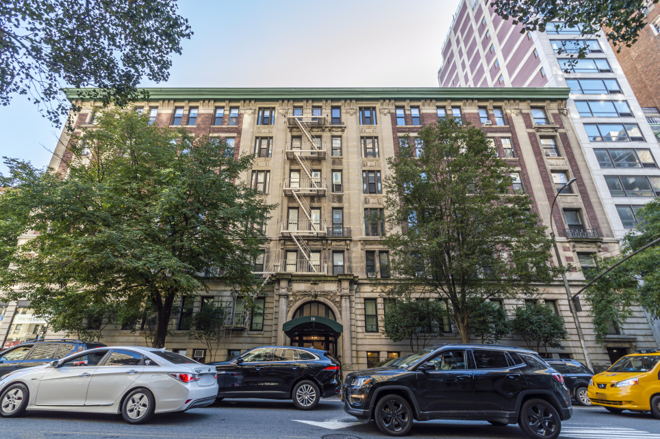 The Queenston 16 E 96th St, Manhattan, NY 10128 - Photo 1 of 1