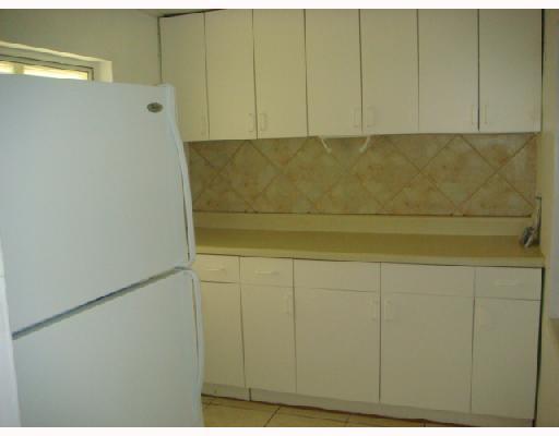29320 Arizona Road Homestead, FL 33033 - Photo 4 of 8 Gallery Image 4