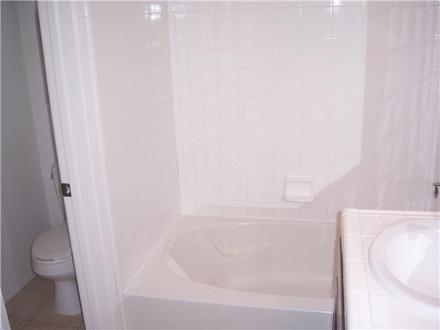 486 Almond Road San Marcos, CA 92078 - Photo 14 of 24 Master1 Bath