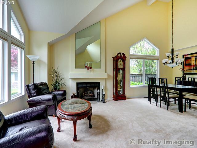 11233 Southwest Pintail Loop Beaverton, OR 97007 - Photo 3 of 16 Gallery Image 3