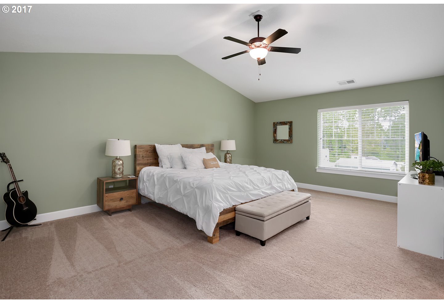 1043 Northeast Faloma Road Portland, OR 97211 - Photo 19 of 32 Gallery Image 19