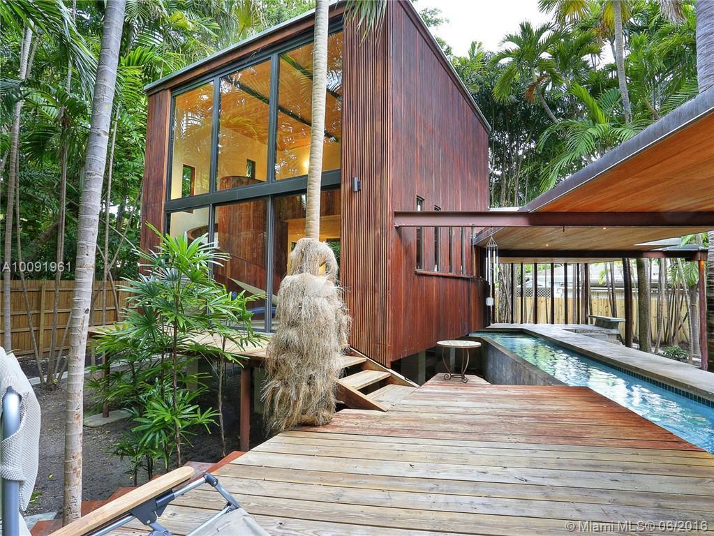 3003 Seminole Street Coconut Grove, FL 33133 - Photo 13 of 31