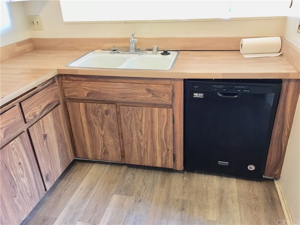 700 West Walnut Avenue, Unit 8 Orange, CA 92868 - Photo 11 of 20