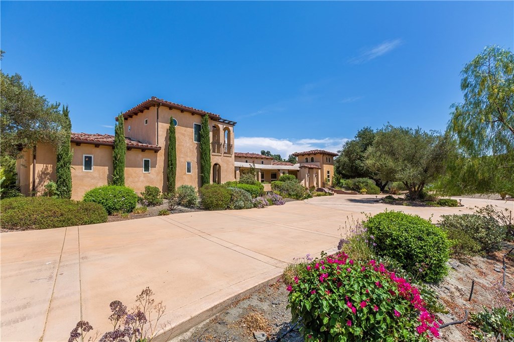 41980 De Luz Road Temecula, CA 92590 - Photo 3 of 63