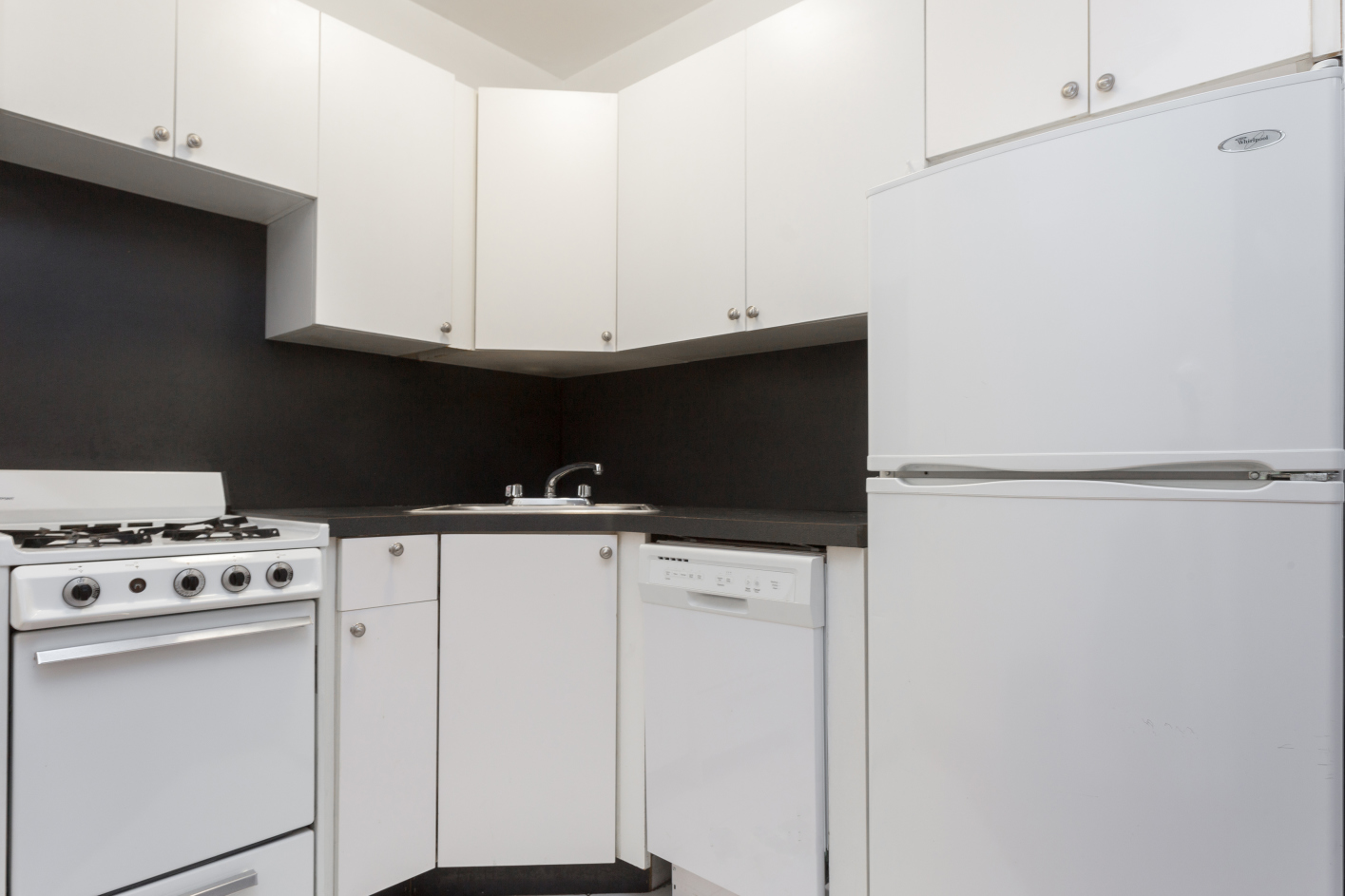 852 8th Avenue, Unit 4A Manhattan, NY 10019 - Photo 3 of 5