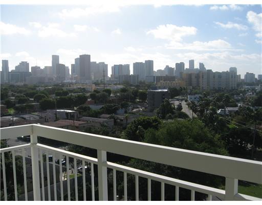 816 Northwest 11th Street, Unit 1006 Miami, FL 33136 - Photo 8 of 8
