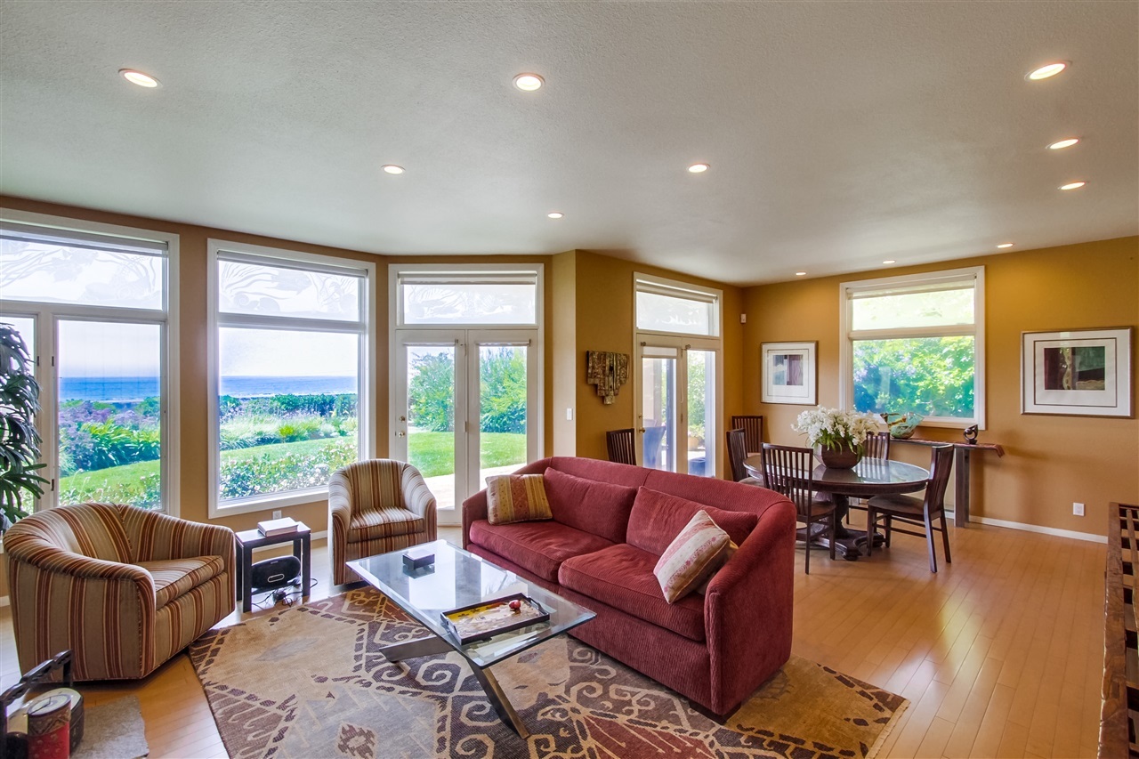 105 Rios Court Solana Beach, CA 92075 - Photo 6 of 25 Gallery Image 6