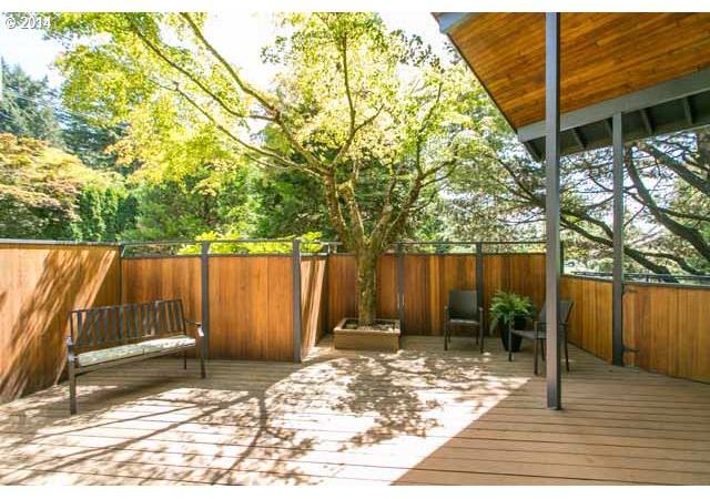 3820 Southwest Jerald Way Portland, OR 97221 - Photo 4 of 16 Gallery Image 4