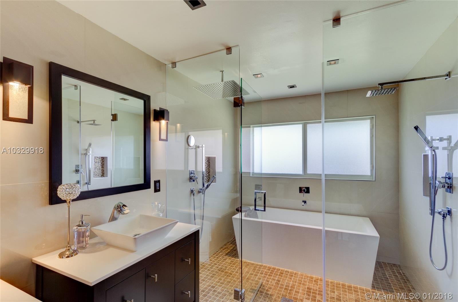 15382 Southwest 138th Terrace Miami, FL 33196 - Photo 12 of 14