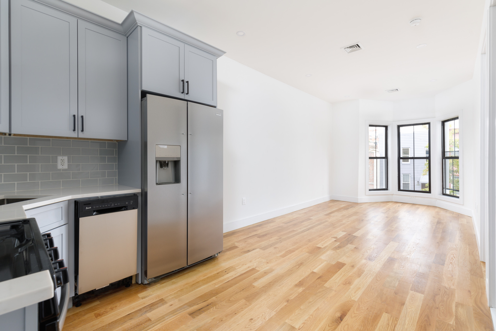 680 Decatur Street Brooklyn, NY 11233 - Photo 8 of 10