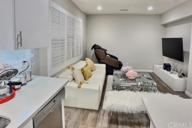 336 Floral View Irvine, CA 92618 - Photo 3 of 14