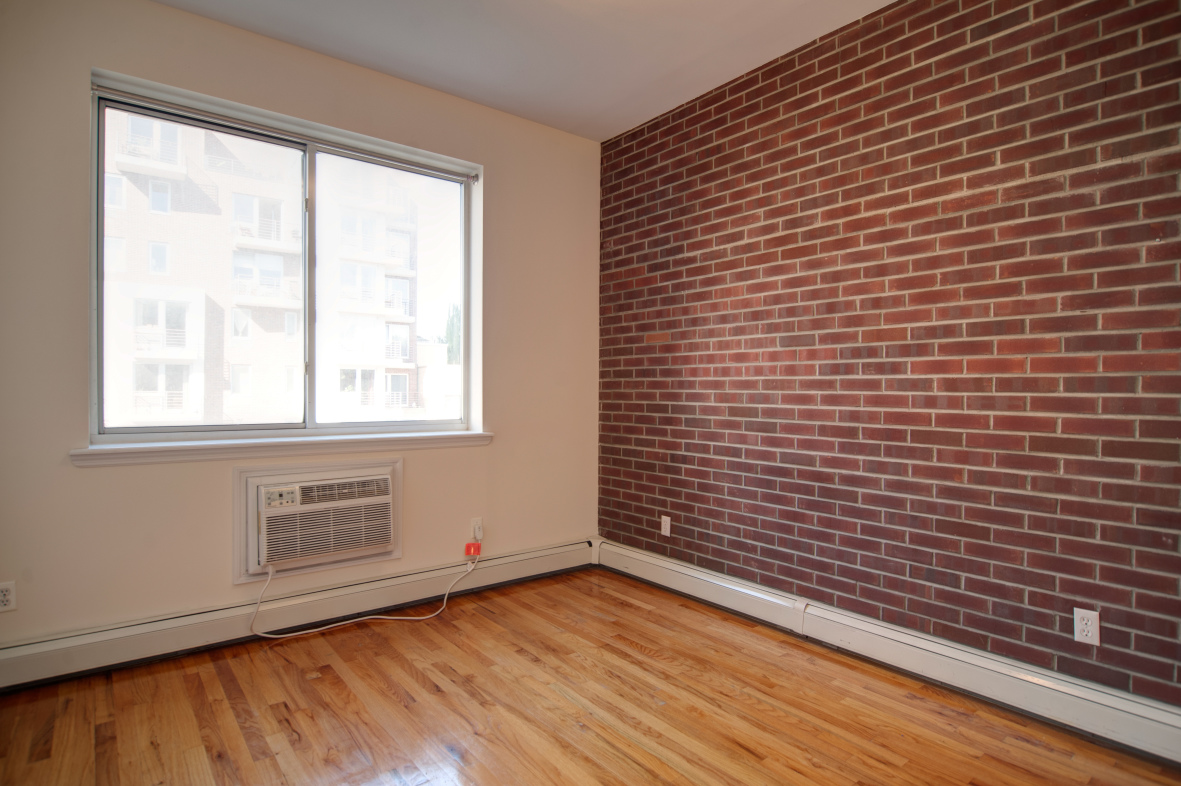 64 Maspeth Avenue, Unit 3B Brooklyn, NY 11211 - Photo 2 of 5