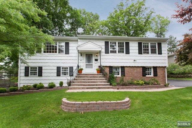 30 Woodmere Road Cedar Grove, NJ 07009 - Photo 2 of 23 Gallery Image 2