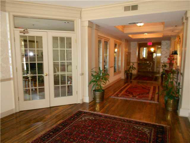 405 South Perkins Road, Unit 370 Memphis, TN 38117 - Photo 17 of 21 Gallery Image 17