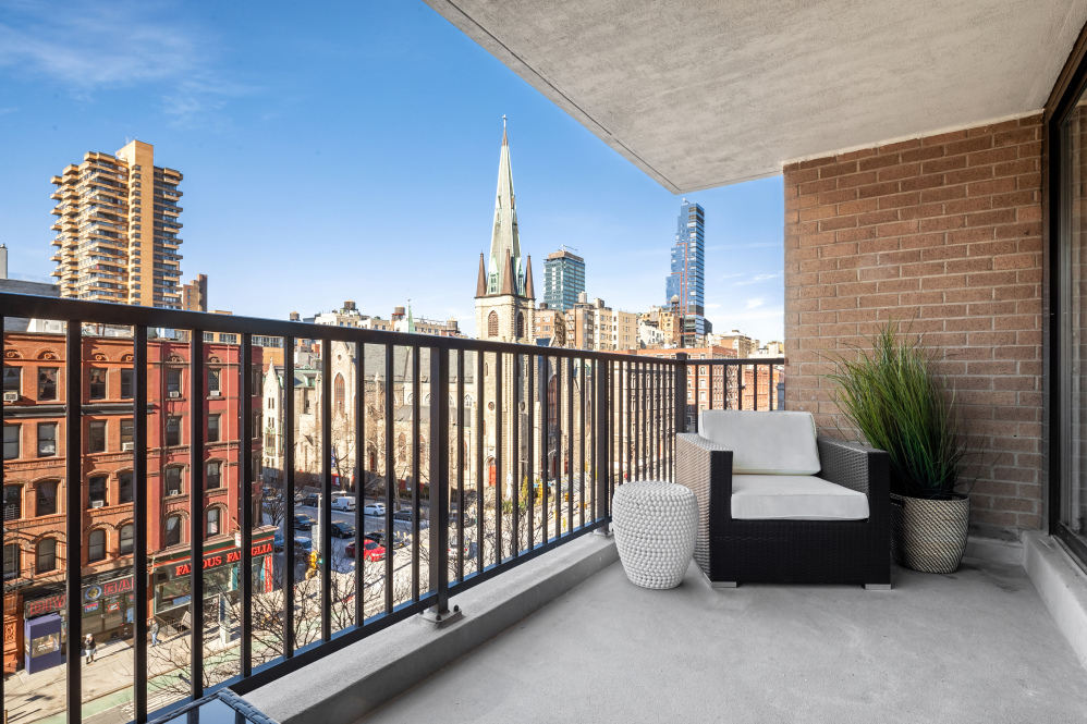 175 West 95th Street, Unit 9F Manhattan, NY 10025 - Photo 3 of 14