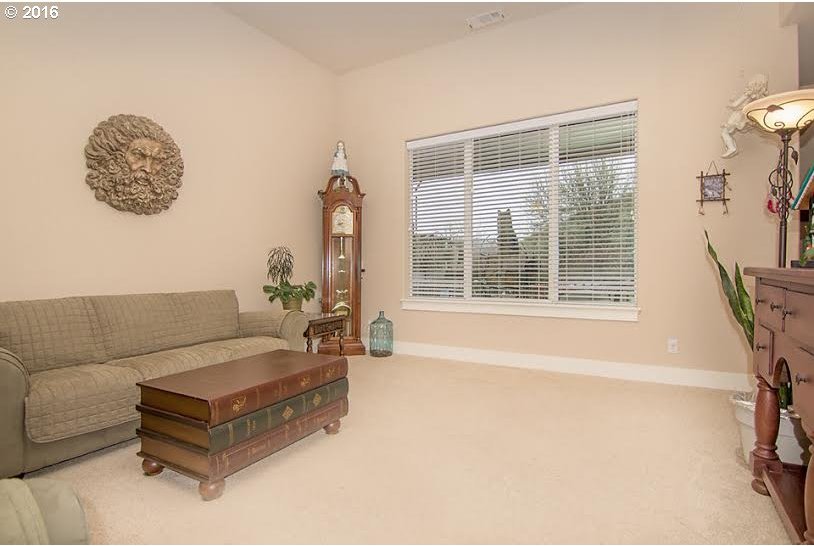 1606 Buckhorn Road Roseburg, OR 97470 - Photo 9 of 31 Gallery Image 9