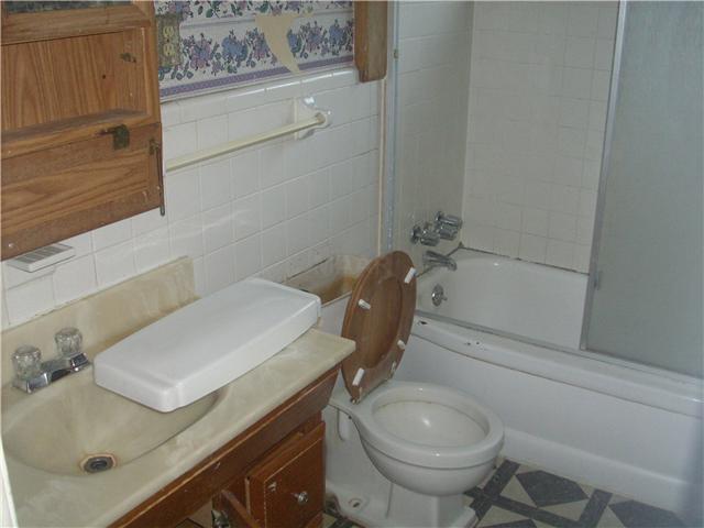 1709 Whitman Road Memphis, TN 38116 - Photo 10 of 15