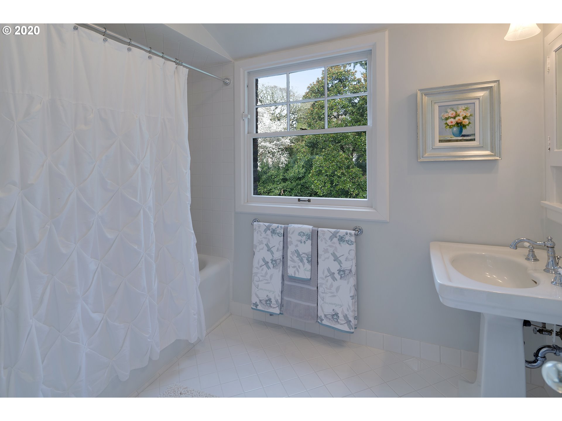 2305 South Greenwood Road Portland, OR 97219 - Photo 24 of 30 Gallery Image 24