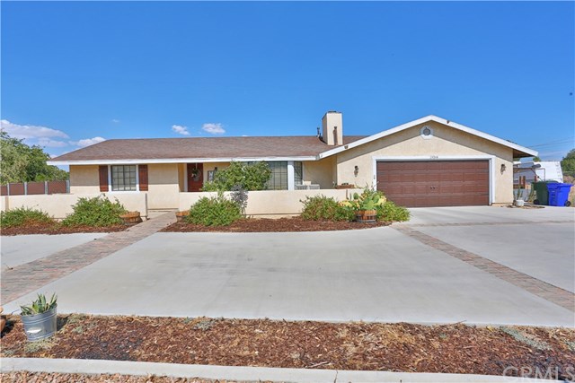 19068 Yanan Road Apple Valley, CA 92307 - Photo 1 of 1
