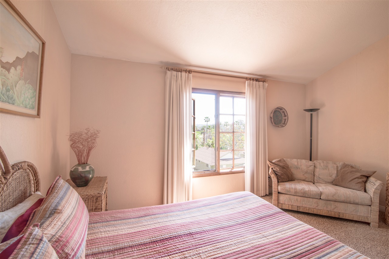 122 5th Street Encinitas, CA 92024 - Photo 9 of 15 Gallery Image 9