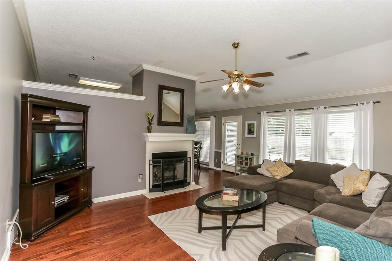 Gallery Image 6