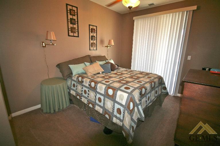 11710 Revolution Road Bakersfield, CA 93312 - Photo 6 of 20 Gallery Image 6