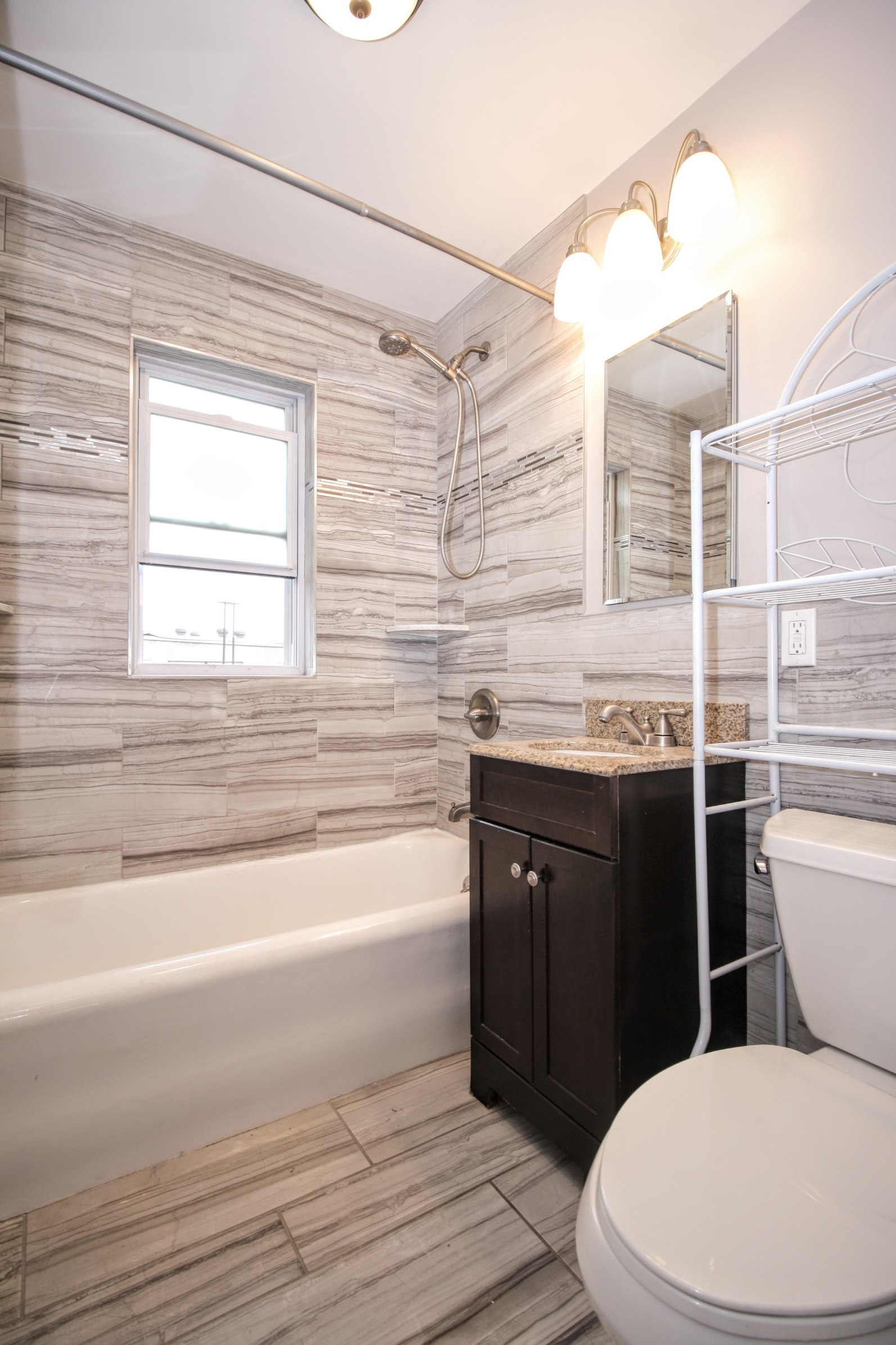 20-60 33rd Street, Unit 2 Queens, NY 11105 - Photo 4 of 7