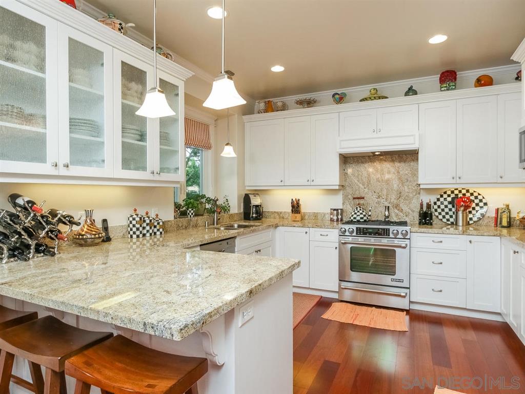 401 E Avenue Coronado, CA 92118 - Photo 7 of 25