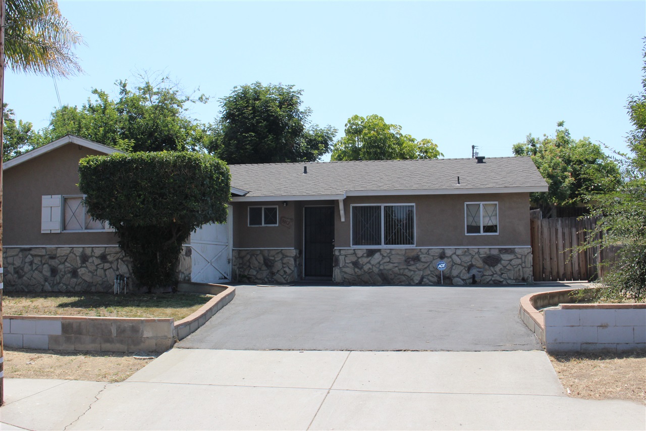 3012 Central Spring Valley, CA 91977 - Photo 4 of 25 Gallery Image 4