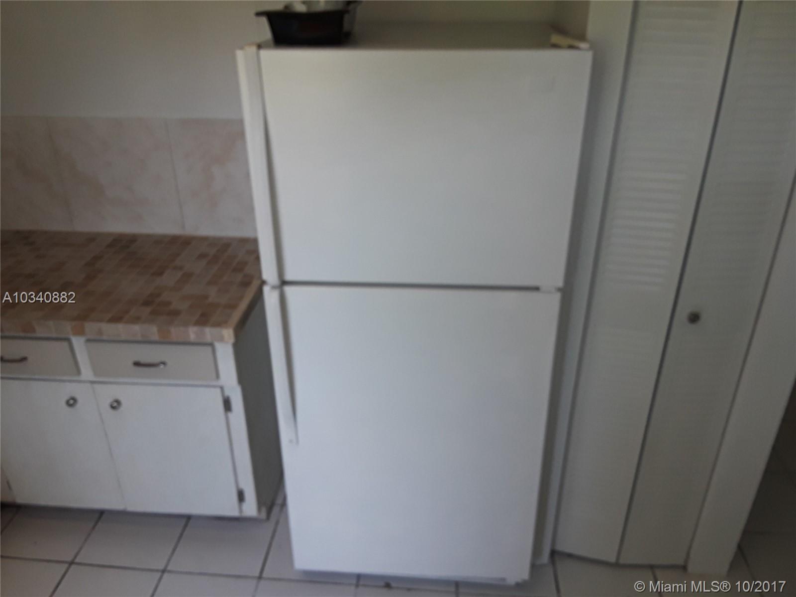 9760 Southwest 184th Street, Unit 9A Cutler Bay, FL 33157 - Photo 2 of 6