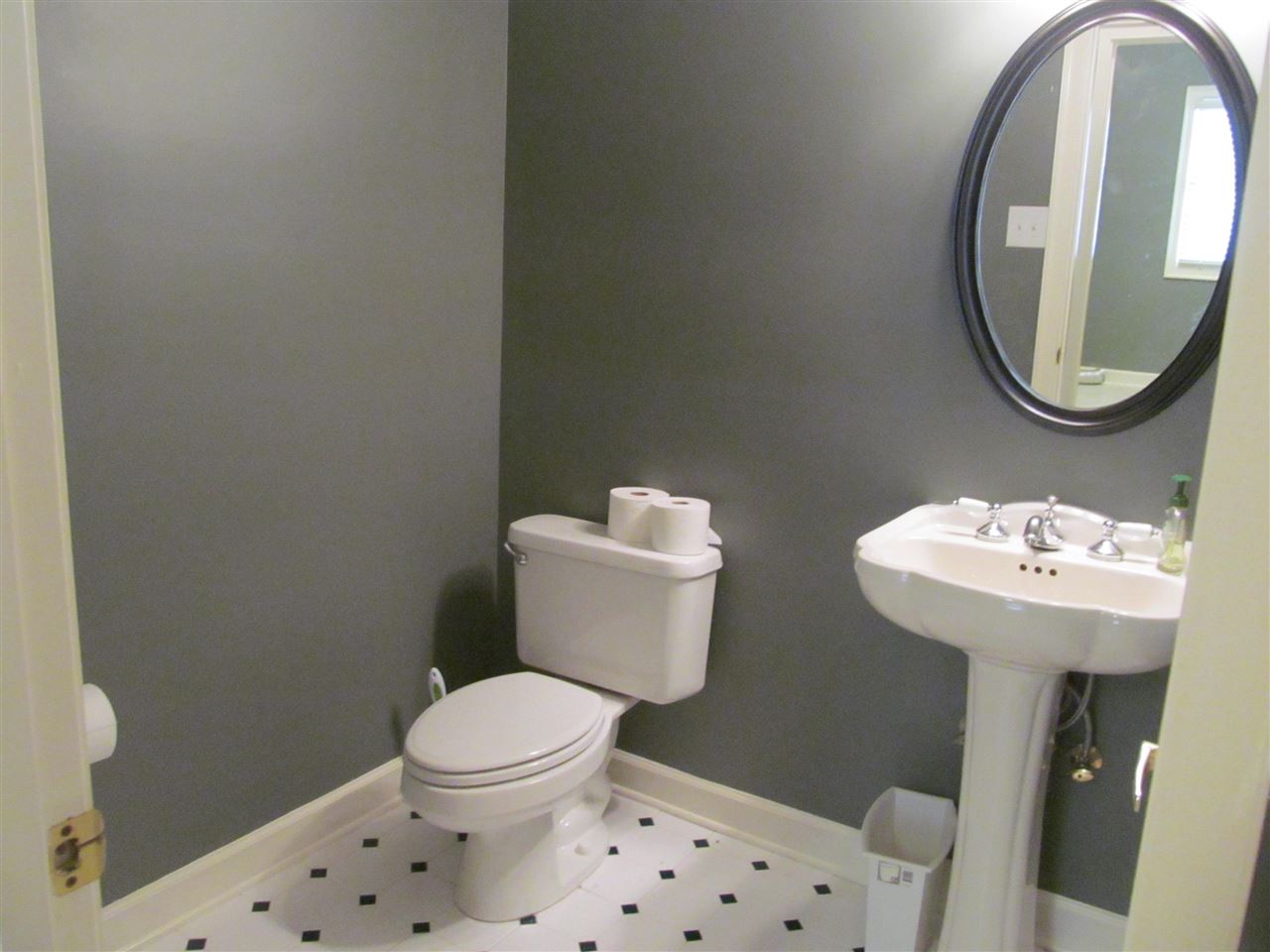 8996 Bazemore Road Memphis, TN 38018 - Photo 19 of 25 Gallery Image 19