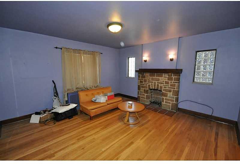 409 Oneida Street Pittsburgh, PA 15211 - Photo 4 of 20