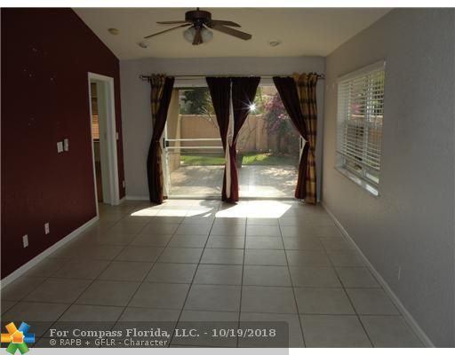 Tropical Lakes Delray Beach, FL 33484 - Photo 3 of 5