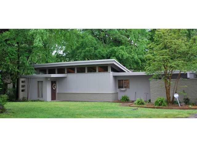 15 North White Station Road Memphis, TN 38117 - Photo 1 of 25