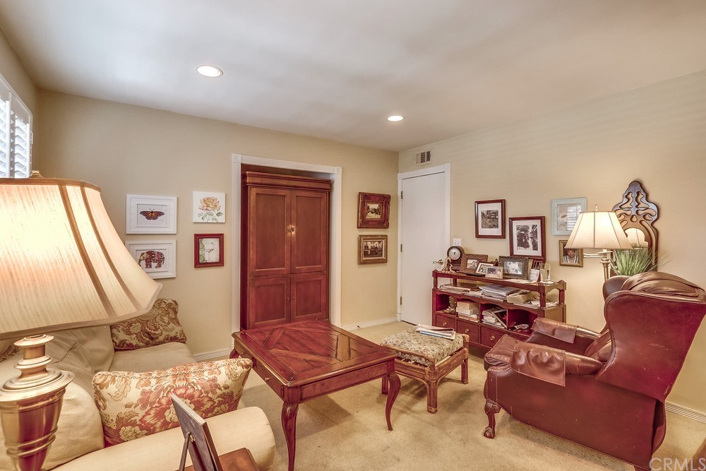 11801 Montecito Road Rossmoor, CA 90720 - Photo 10 of 26