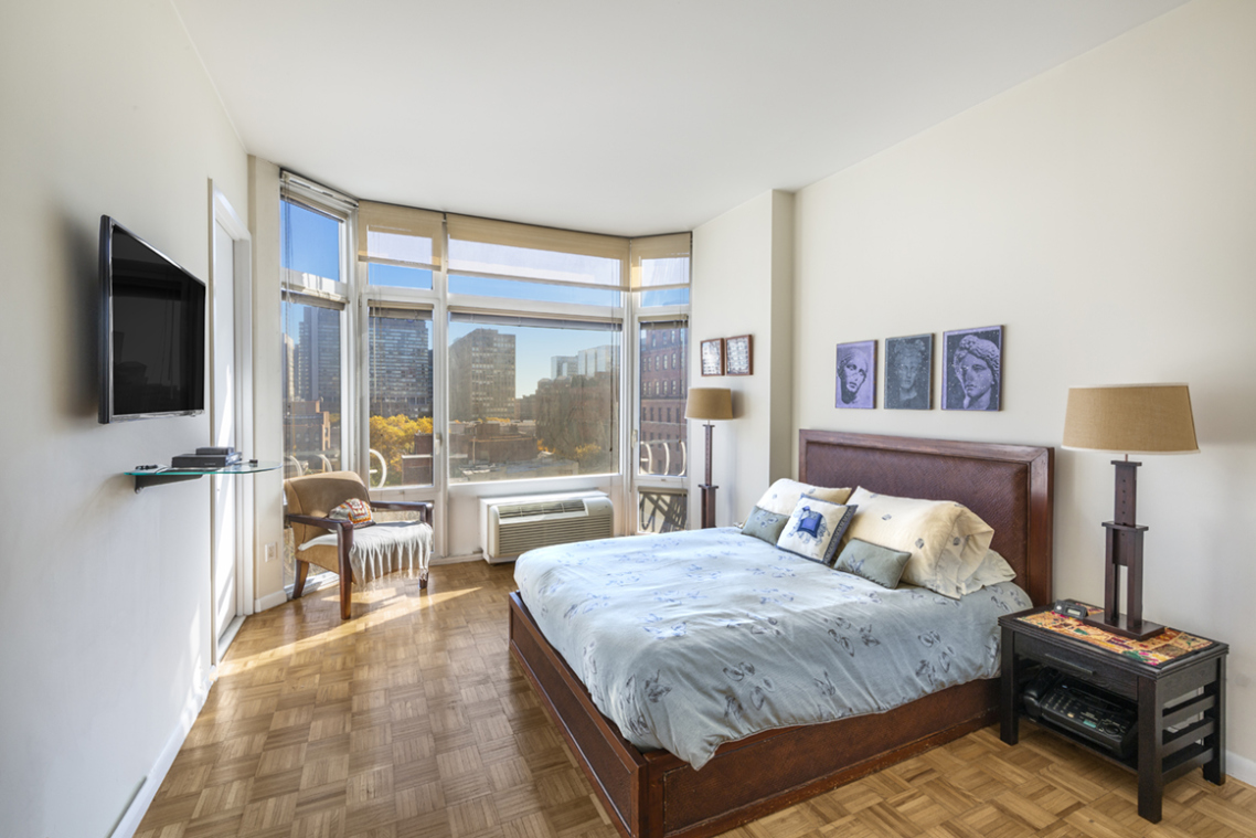 200 East 32nd Street, Unit 9E Manhattan, NY 10016 - Photo 2 of 7